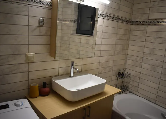 アパート Opsis The Cityscape ハニア