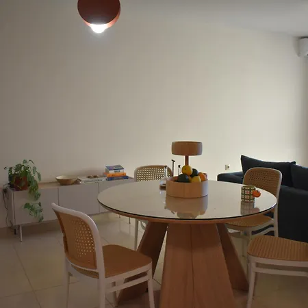 Opsis The Cityscape Апартаменти *